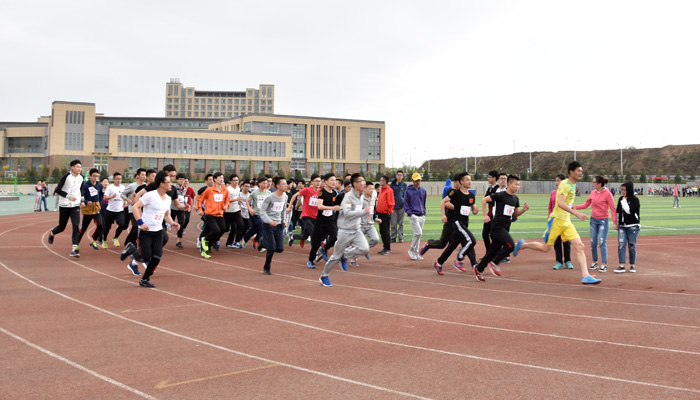 bevictor伟德2016年师生田径运动会胜利闭幕