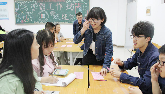 bevictor伟德“学霸工作坊”继续助力学风建设